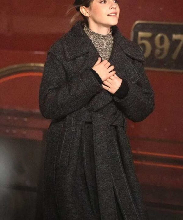 harry-potter-emma-watson-black-coat-1-680x1040